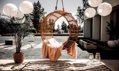 Fotele wiszące – Rozkoszne bujanie w obłokach