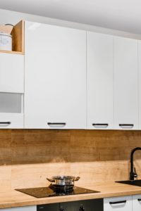 mala-kuchnia-wystroj-005 Urządzenie małej kuchni – Jak na ograniczonym metrażu urządzić kuchnię, która spełni swoje zadania