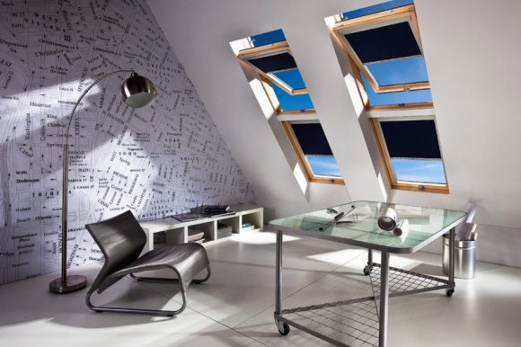 Powrót klasycznego stylu – rolety wolnowiszące zaciemniające odzyskują popularno